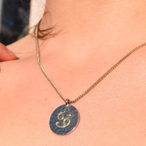 ❌SOLD❌ Free People gold zodiac cancer constellation necklace